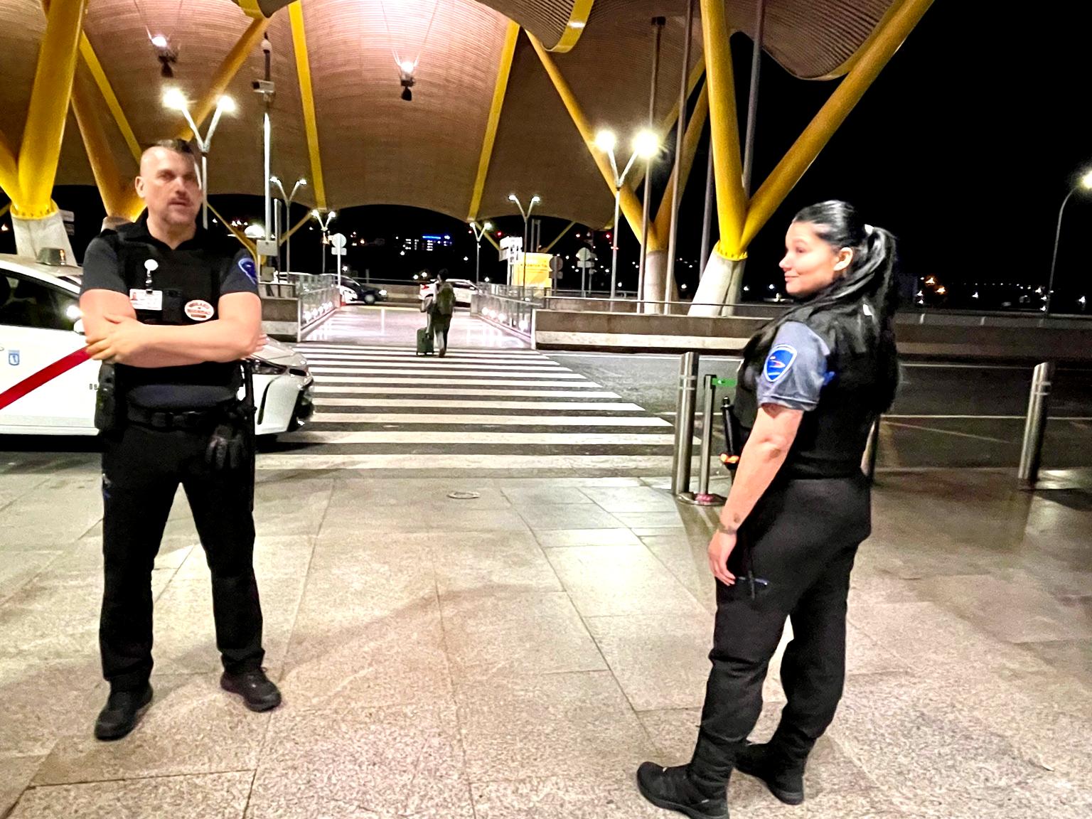 Vigilantes de Grupo Sureste en la T4 de Barajas